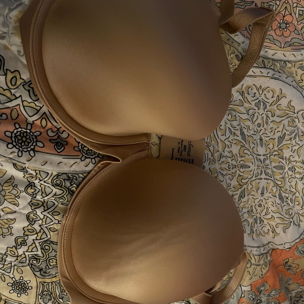 38D Soma bra never worn